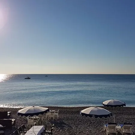 Casa vacanze Raphael - Dans Au Calme à Valescure